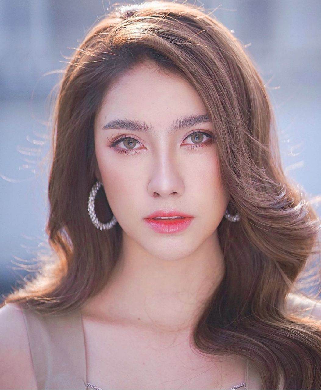 ฮาน่า ลีวิส เรื่อง สมิงเจ้าท่า