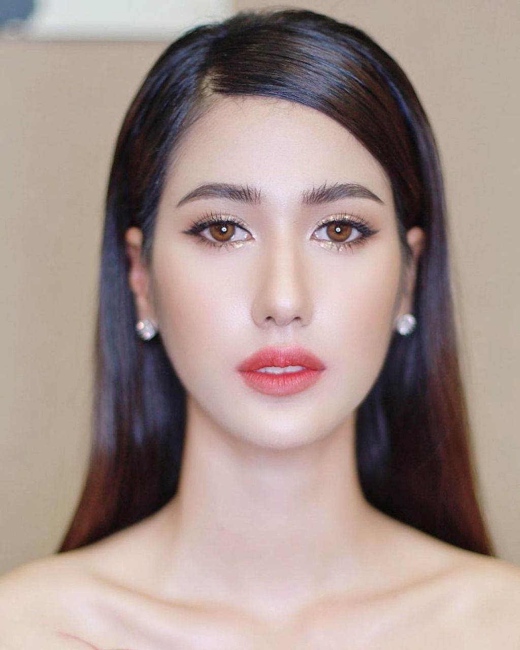 พิ้งพลอย ปภาวดี เรื่อง เคหาสน์นางคอย