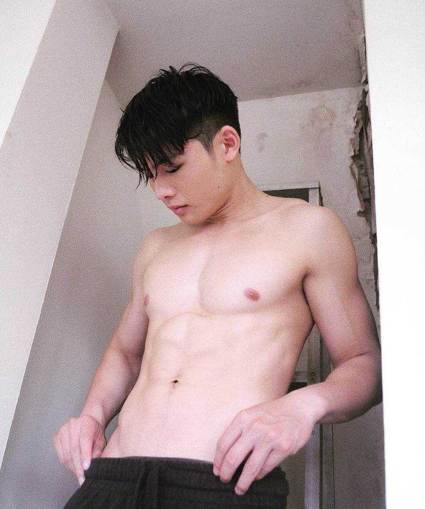 ผู้ชาย นมสวย {22}