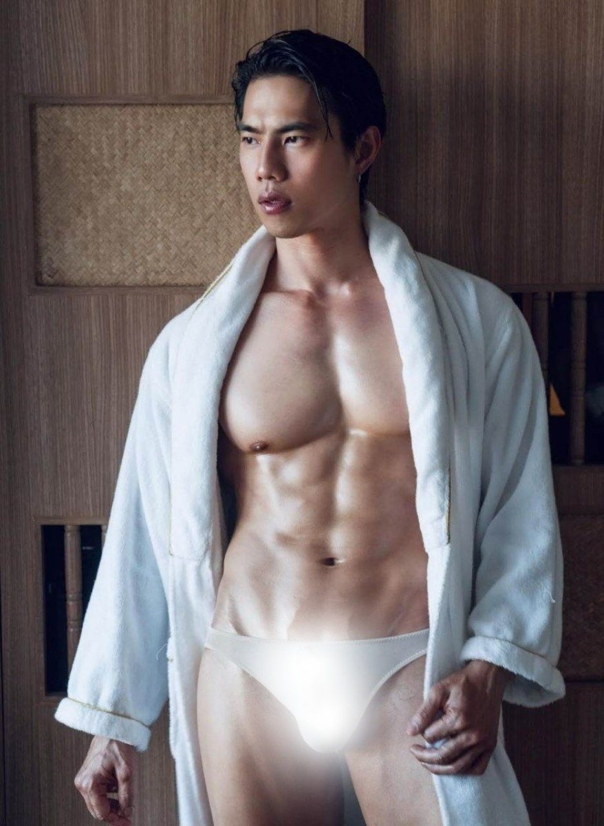 หนุ่มหล่อขึ้นปก 1009