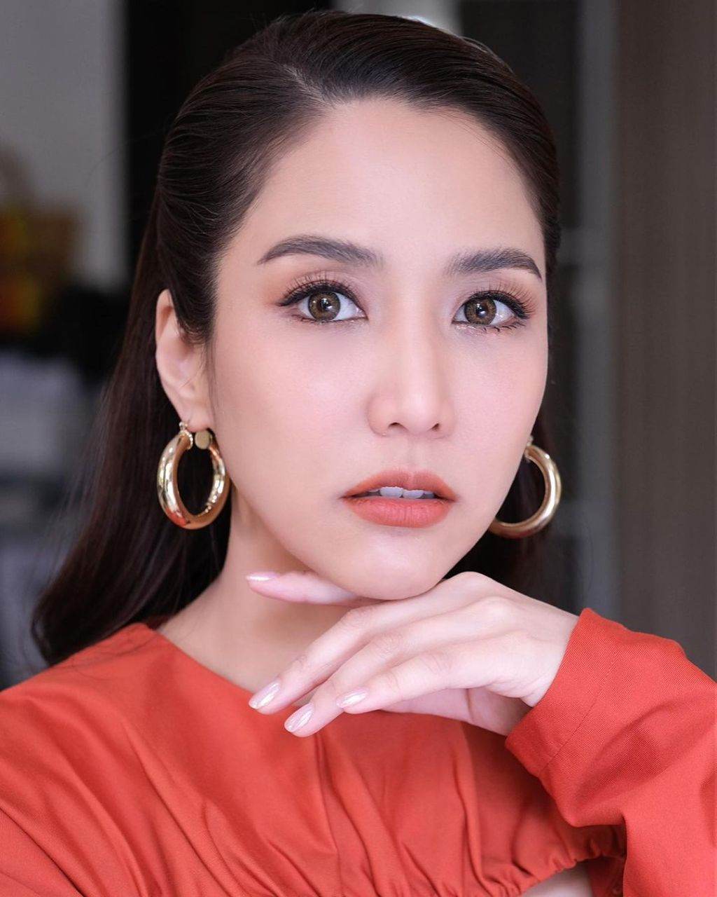 จั๊กจั่น อคัมย์สิริ เรื่อง ดุจดาวดิน