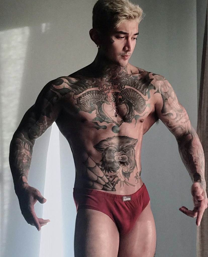หล่อลอยสัก <<19>>