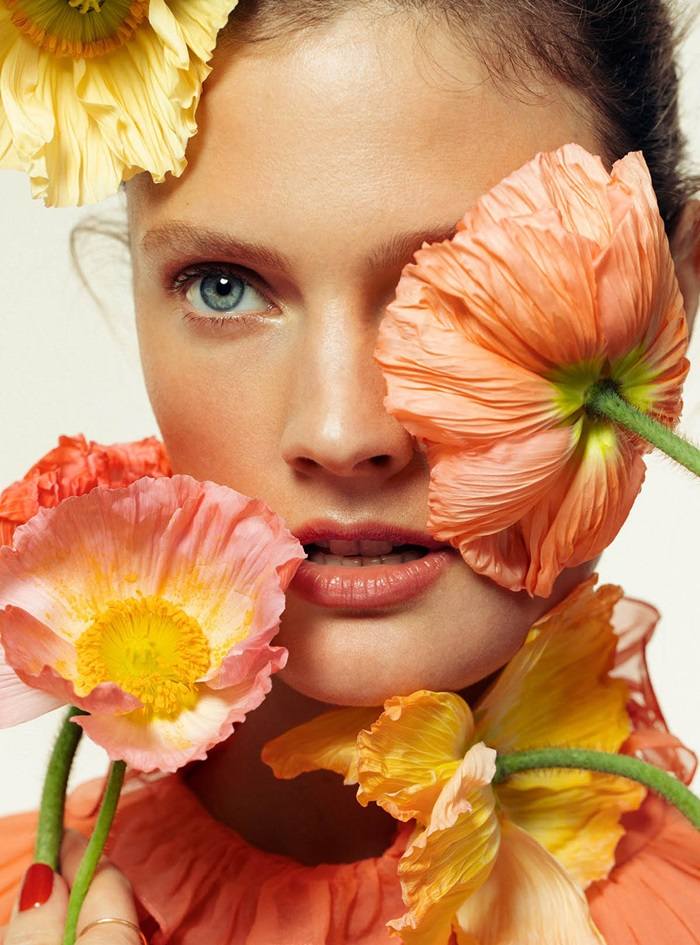 Constance Jablonski @ Harper&rsquo;s Bazaar UK May 2021