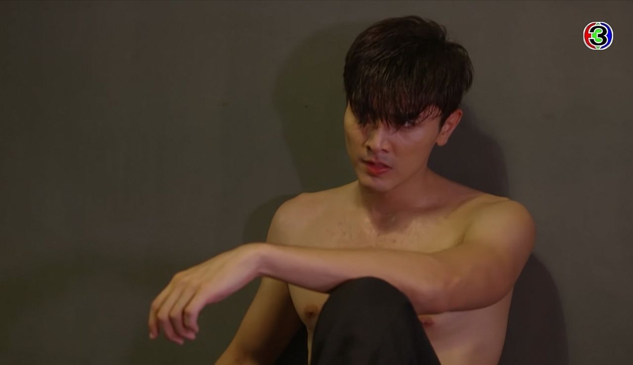 "ภณ-กระทิง" คู่จิ้นคู่ใหม่จาก "พราวมุก"