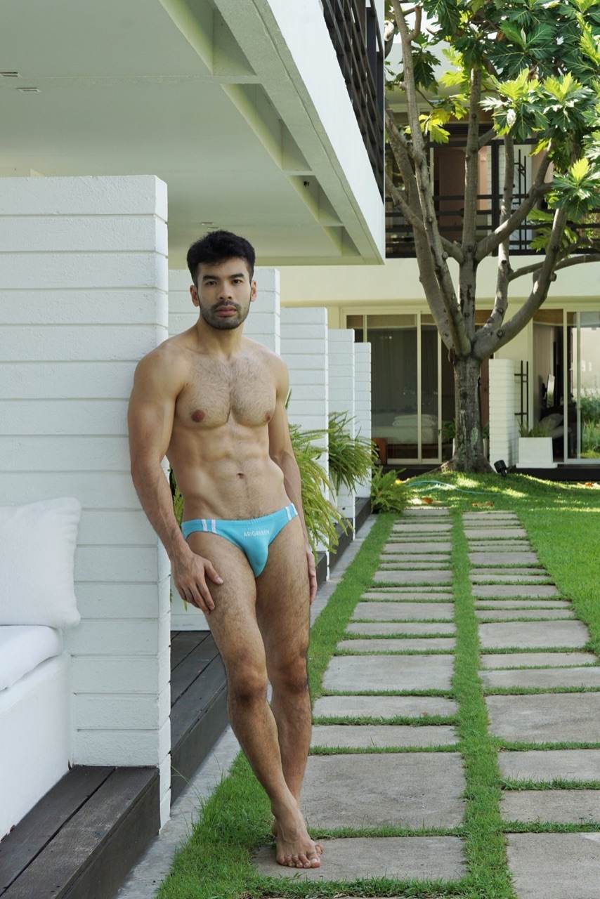 https://www.instagram.com/konglah/