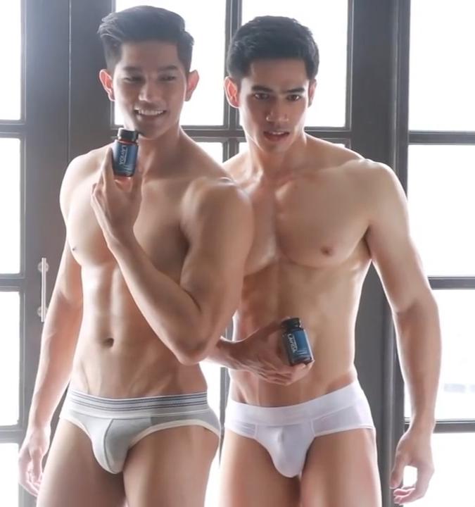 สูดดมกลิ่นคาวตอนเป้านูนๆ