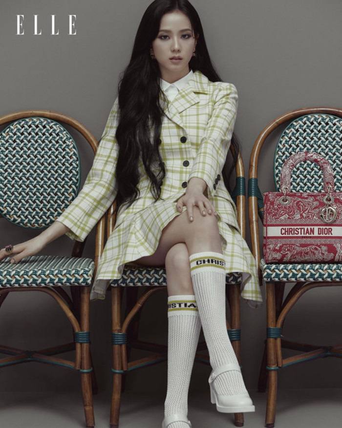 Jisoo @ Elle HK June 2021