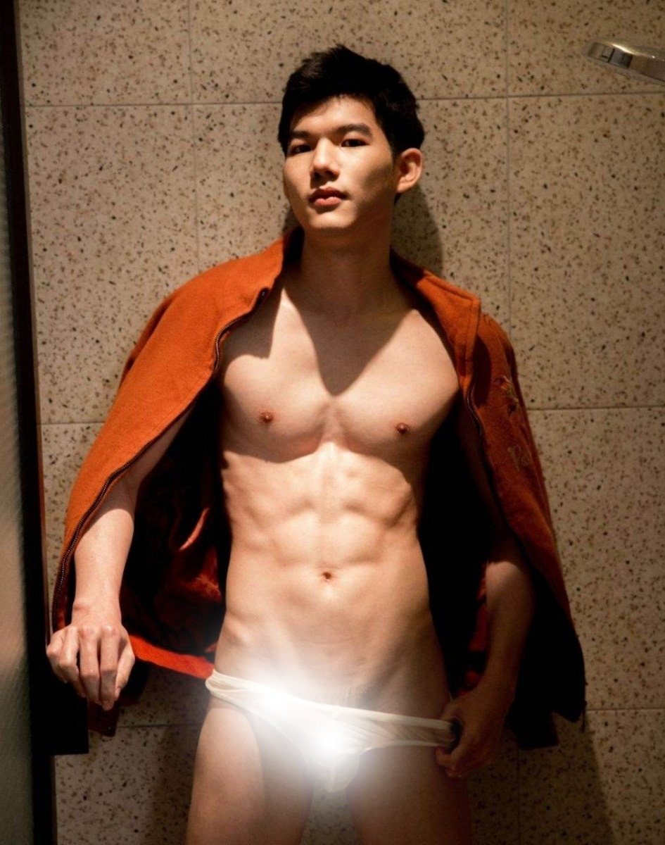 หนุ่มหล่อขึ้นปก 994.6