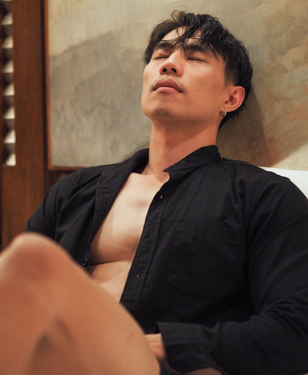 หนุ่มหล่อขึ้นปก 1009.2
