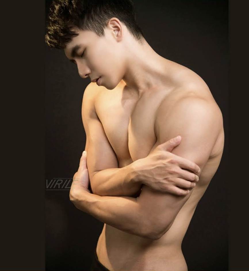 หนุ่มหล่อขึ้นปก 1016.1