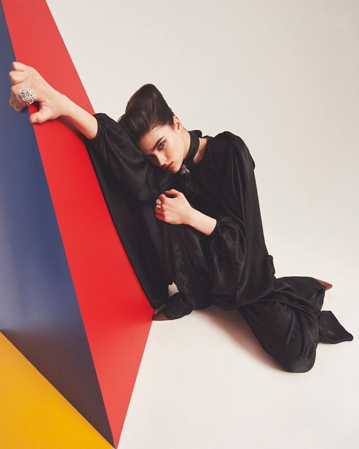 Alexandra Micu @ Vogue Taiwan May 2021