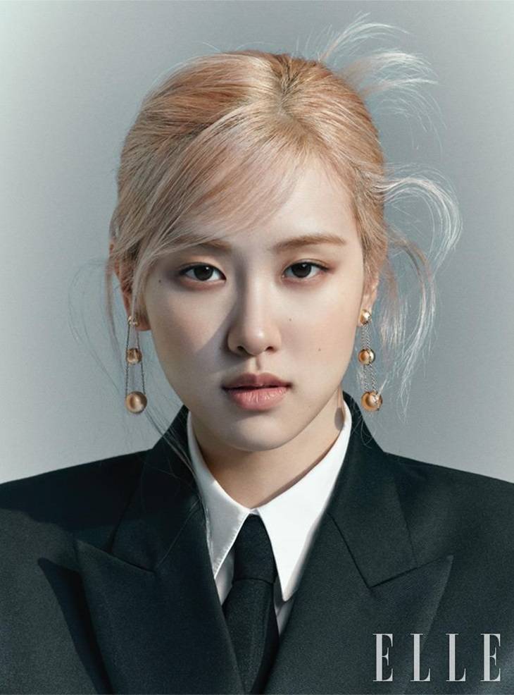 Ros&eacute; @ Elle Korea June 2021