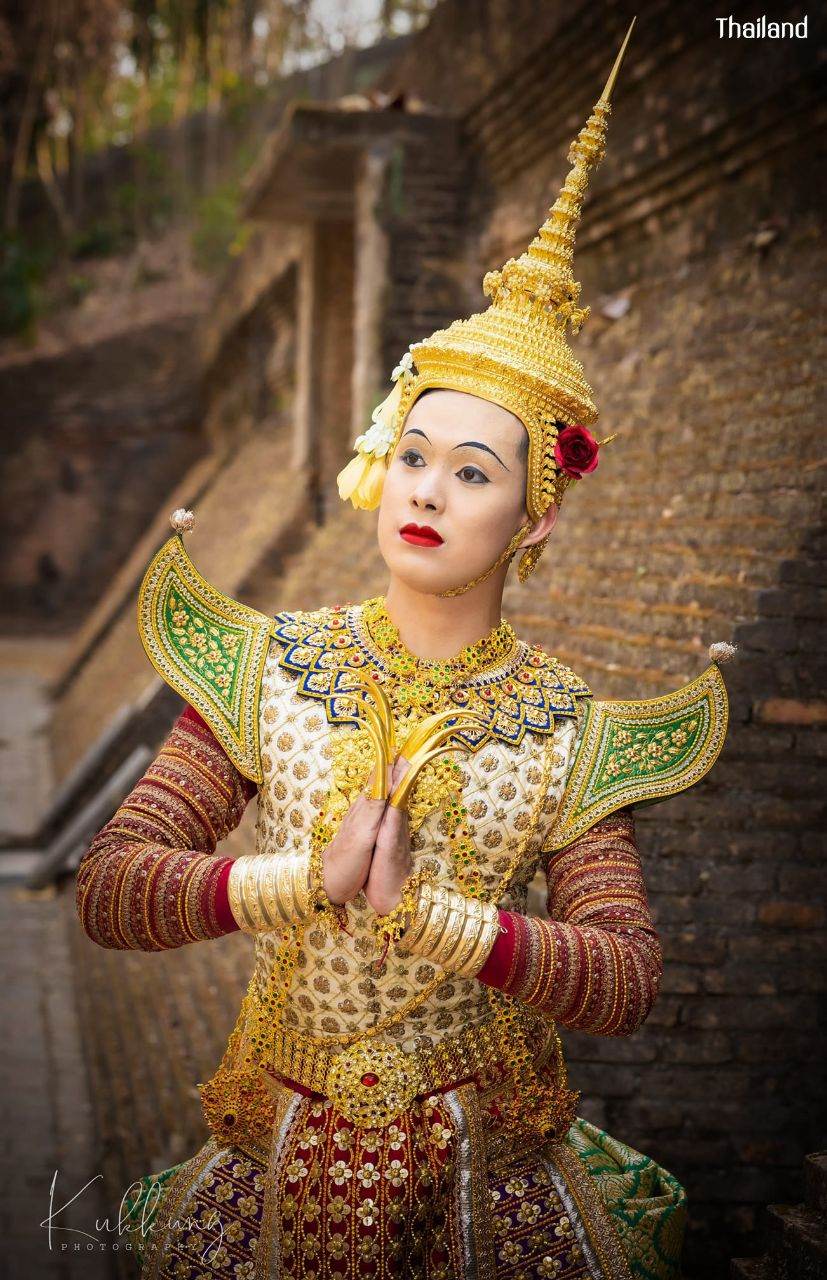 Thai dance according to the style of the reign of King Rama IV of Siam | THAILAND 🇹🇭