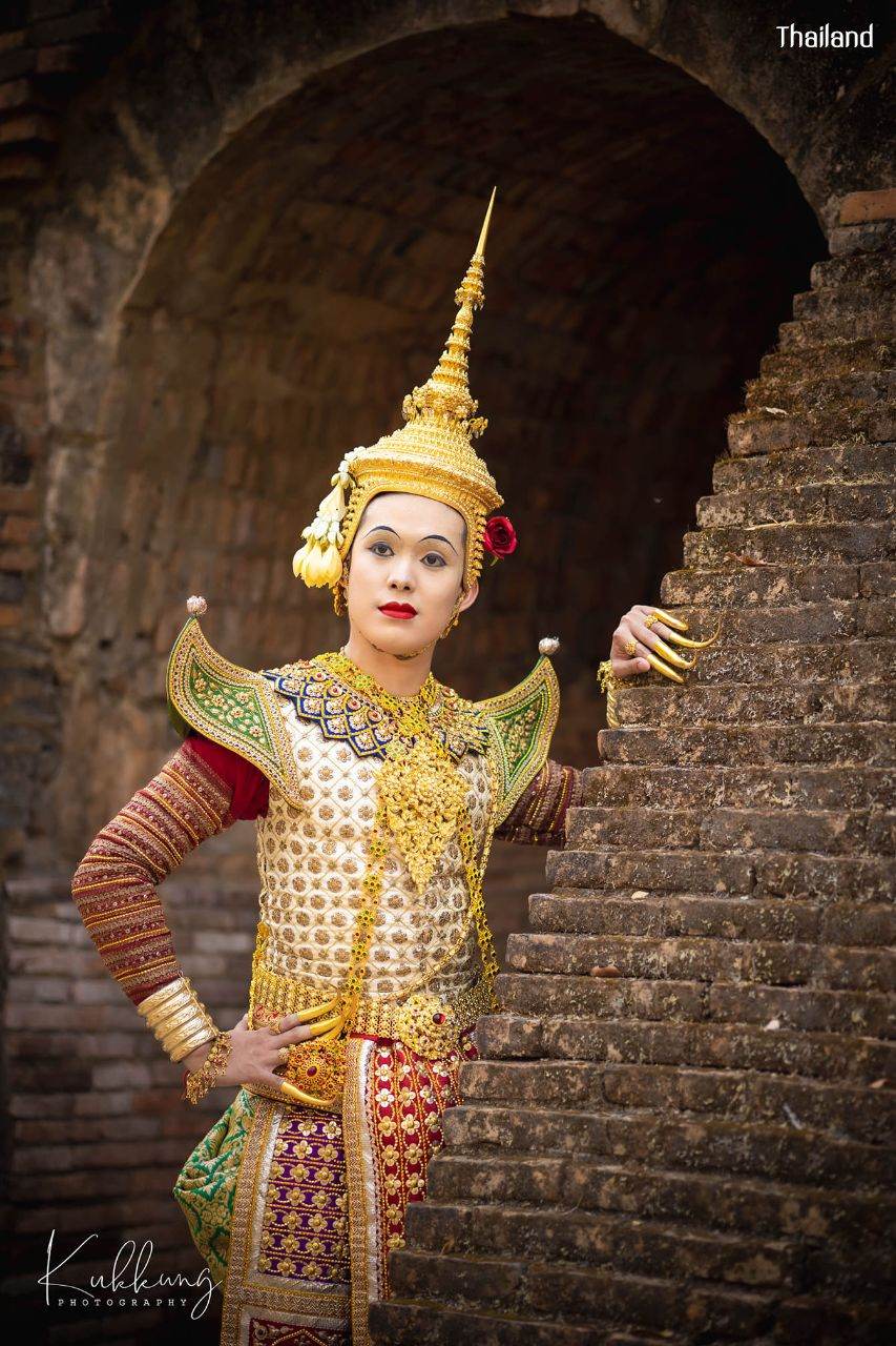 Thai dance according to the style of the reign of King Rama IV of Siam | THAILAND 🇹🇭