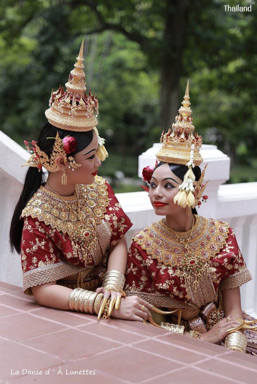 Thai dance according to the style of the reign of King Rama IV of Siam | THAILAND 🇹🇭