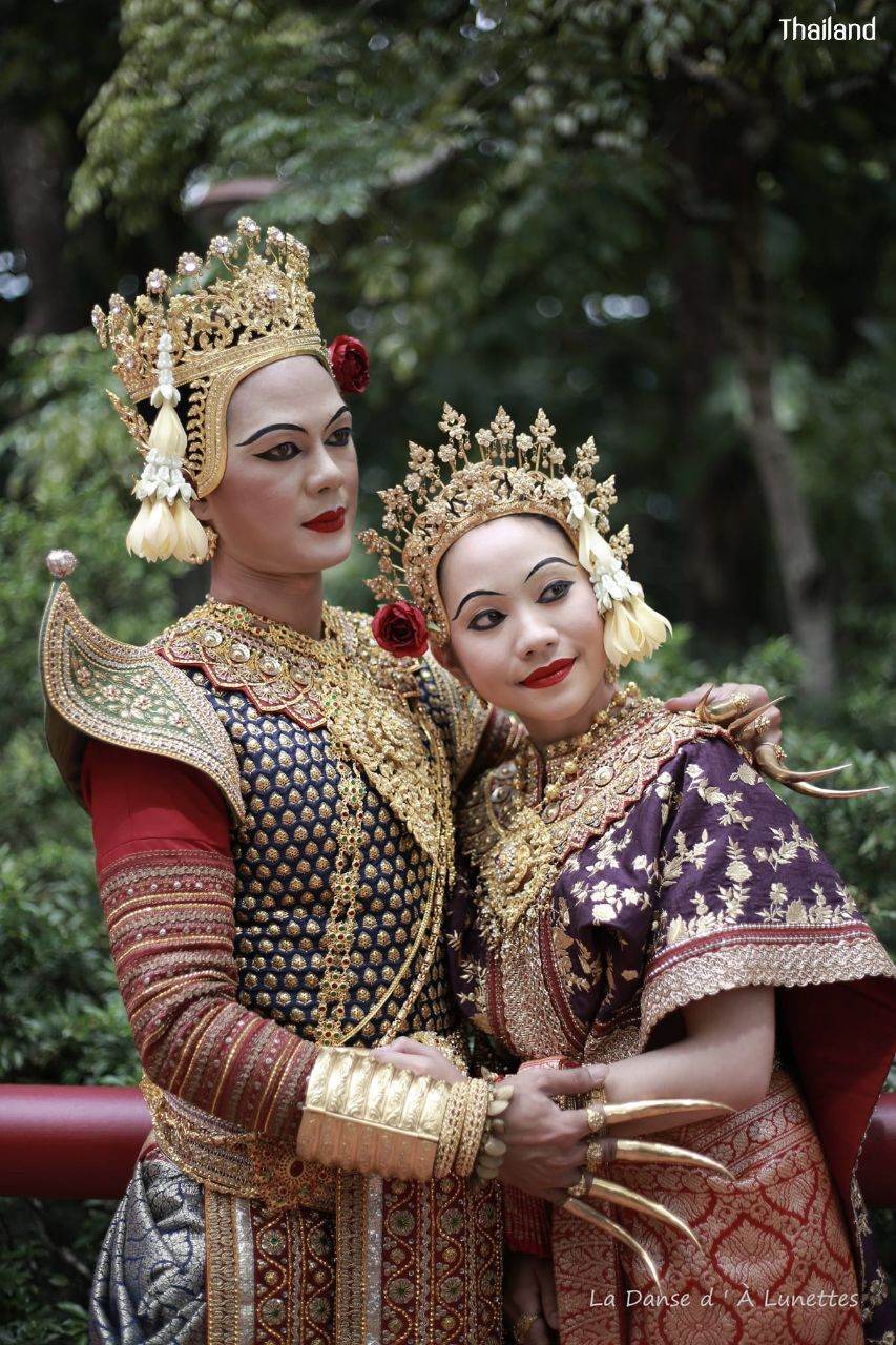 Thai dance according to the style of the reign of King Rama IV of Siam | THAILAND 🇹🇭