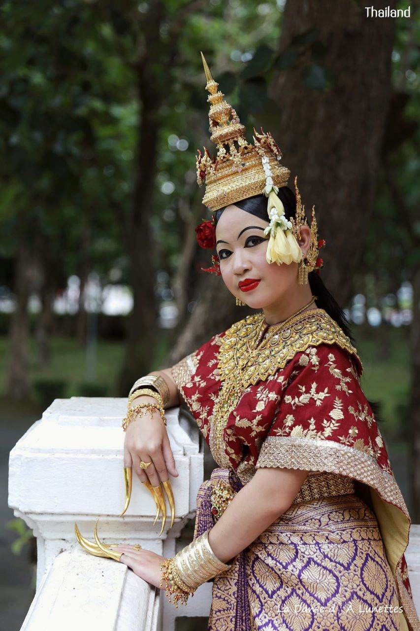 Thai dance according to the style of the reign of King Rama IV of Siam | THAILAND 🇹🇭