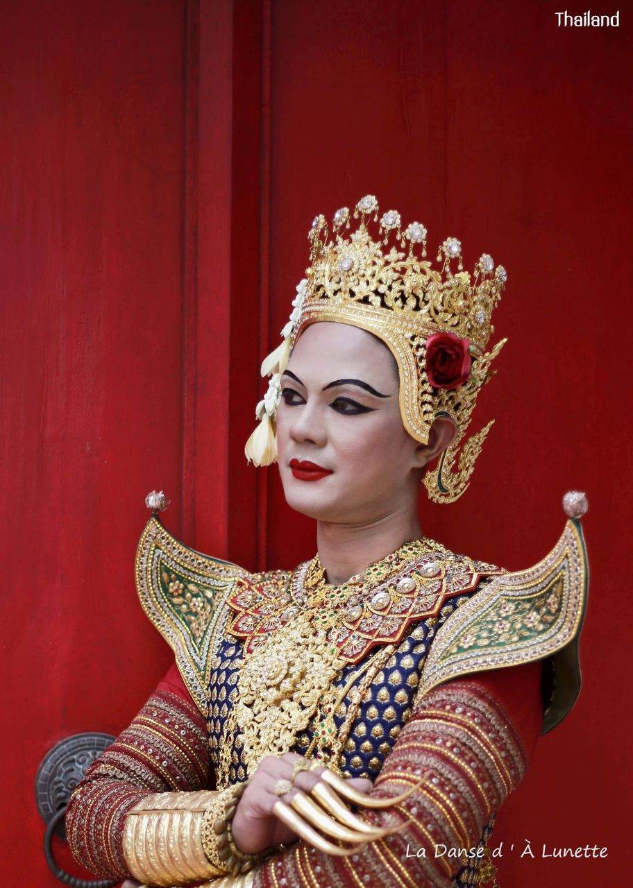 Thai dance according to the style of the reign of King Rama IV of Siam | THAILAND 🇹🇭