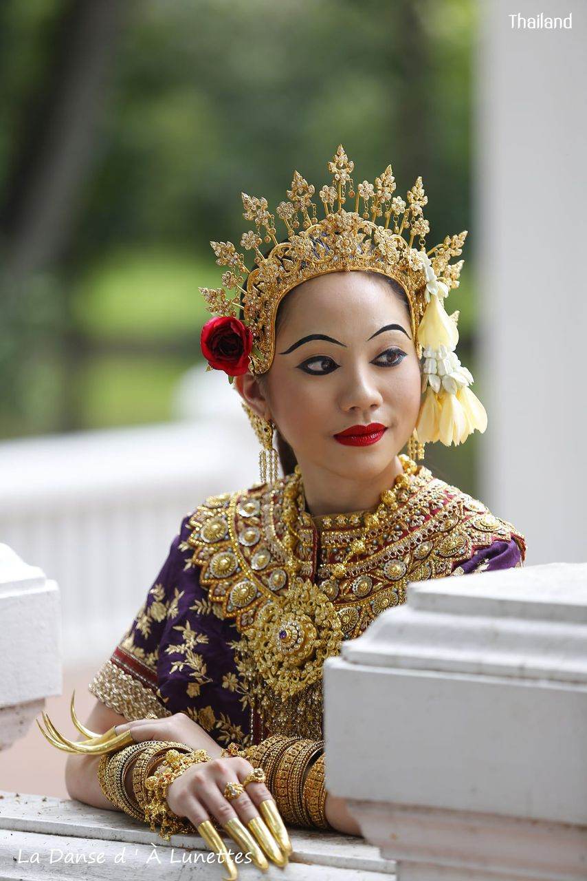 Thai dance according to the style of the reign of King Rama IV of Siam | THAILAND 🇹🇭