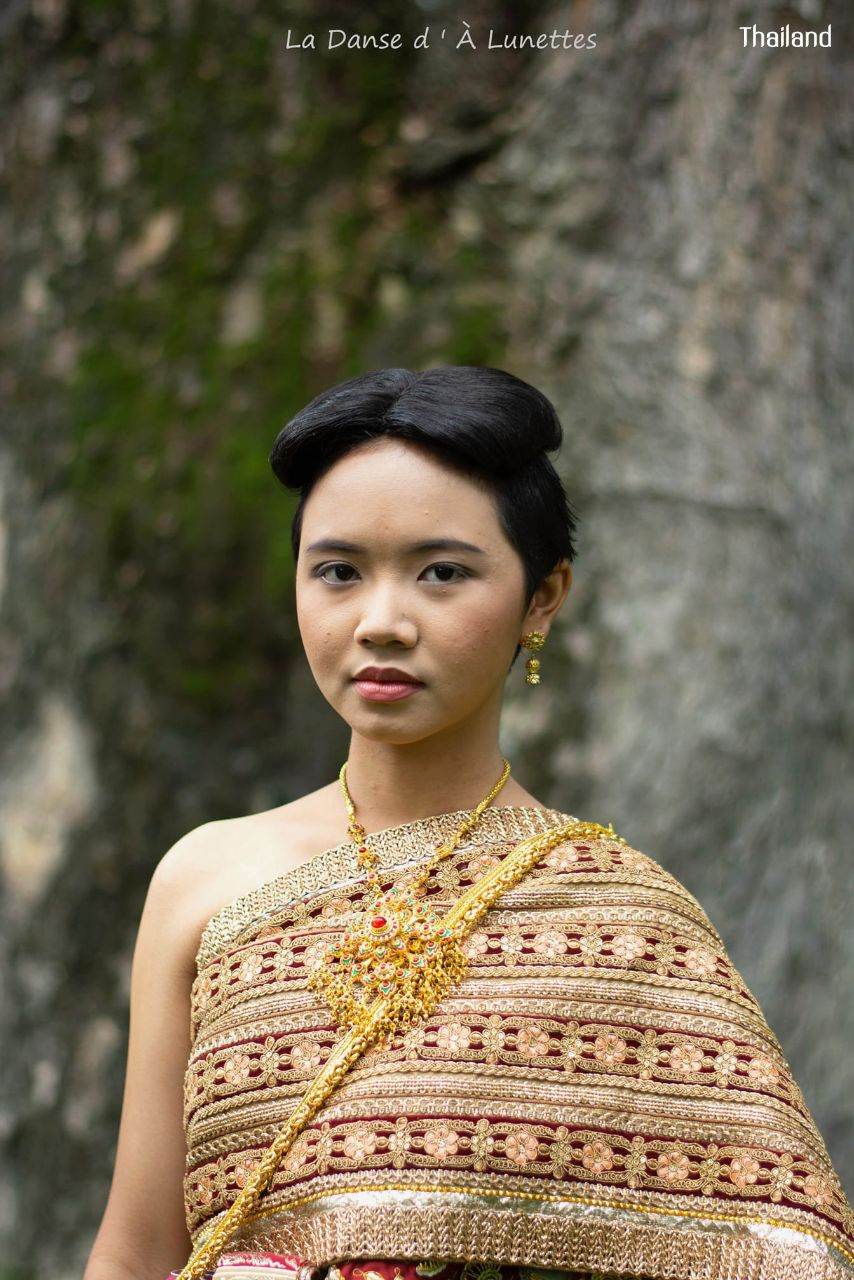 Thai costume during the reign of King Rama IV of Siam | THAILAND 🇹🇭