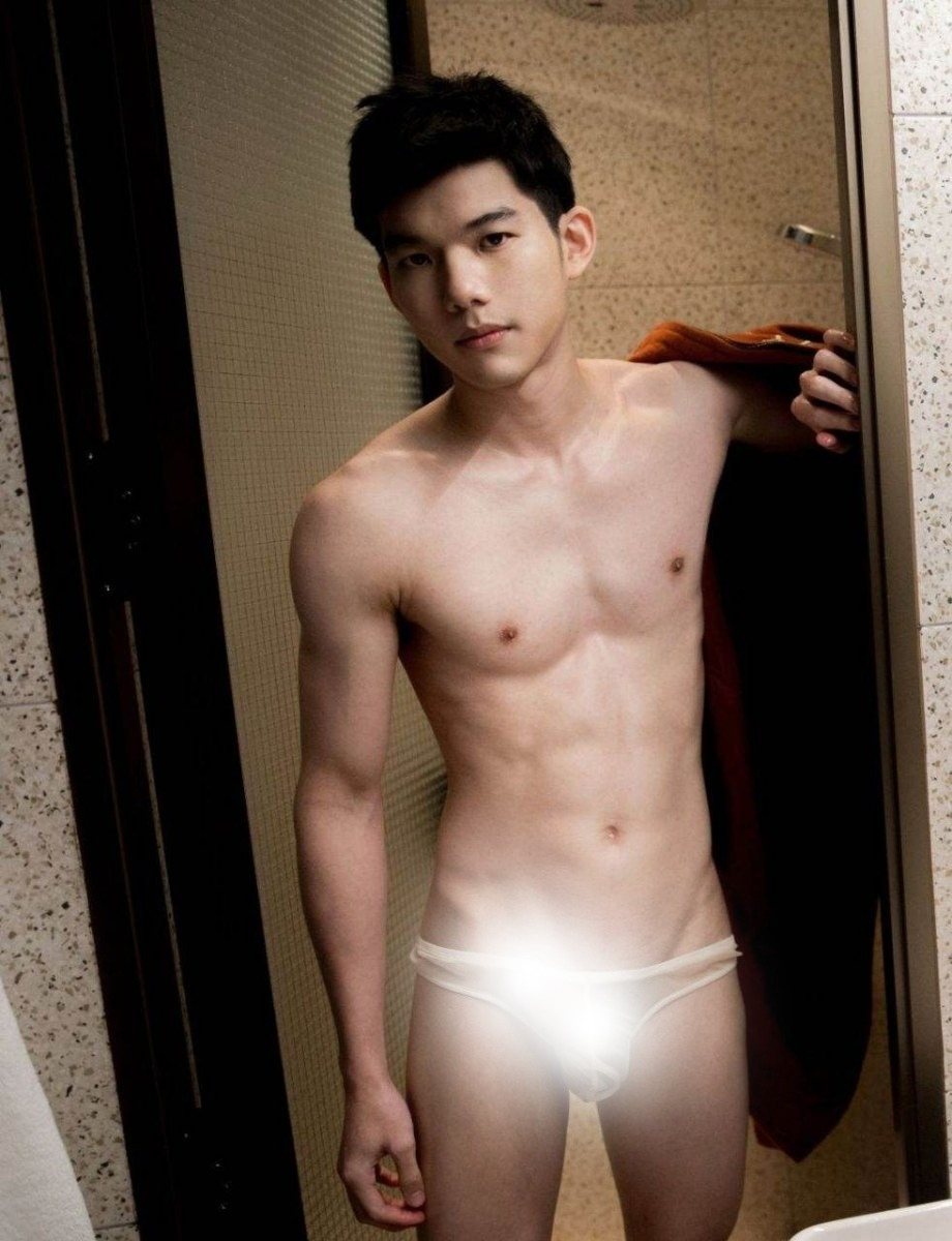 หนุ่มหล่อขึ้นปก 994.7