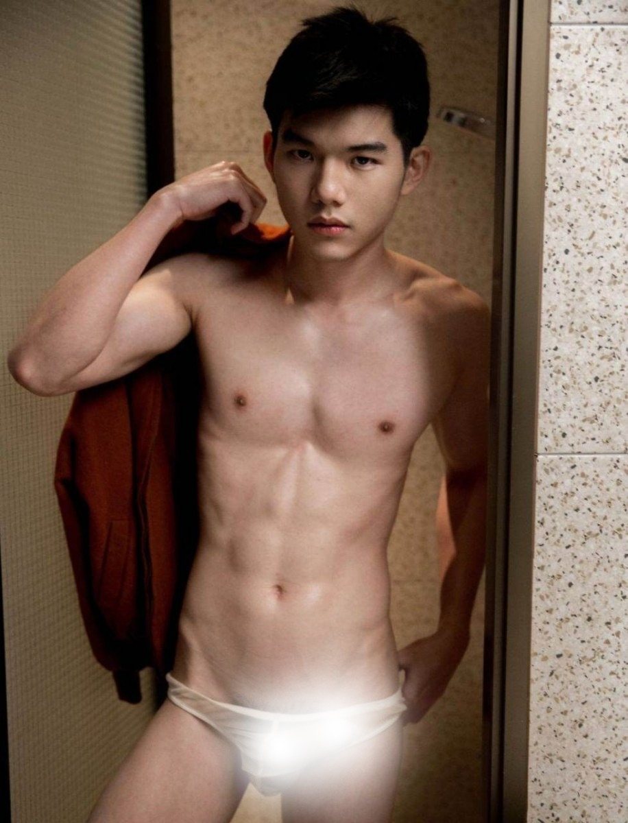 หนุ่มหล่อขึ้นปก 994.7