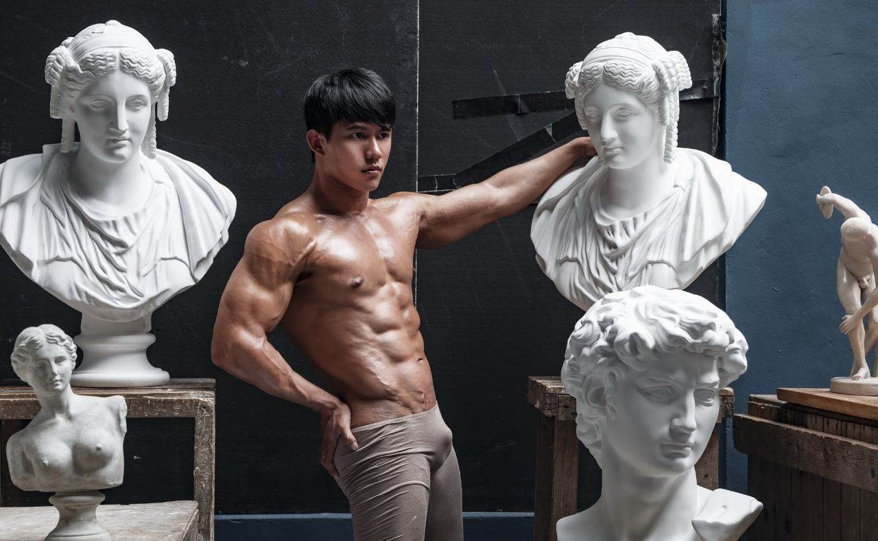 หนุ่มหล่อขึ้นปก 1011.3