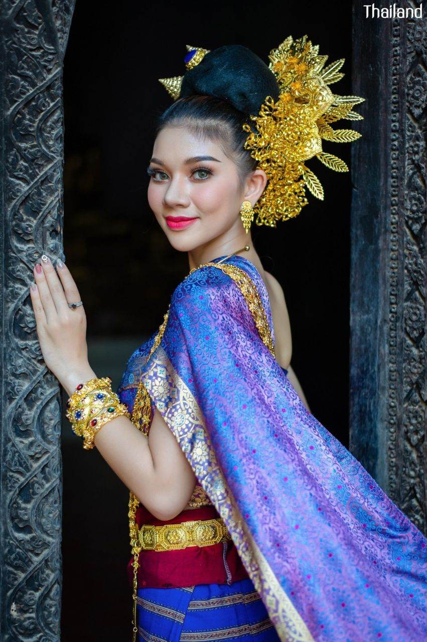 Tai Yuan ethnic in the Lanna Kingdom, สาวล้านนา | THAILAND 🇹🇭