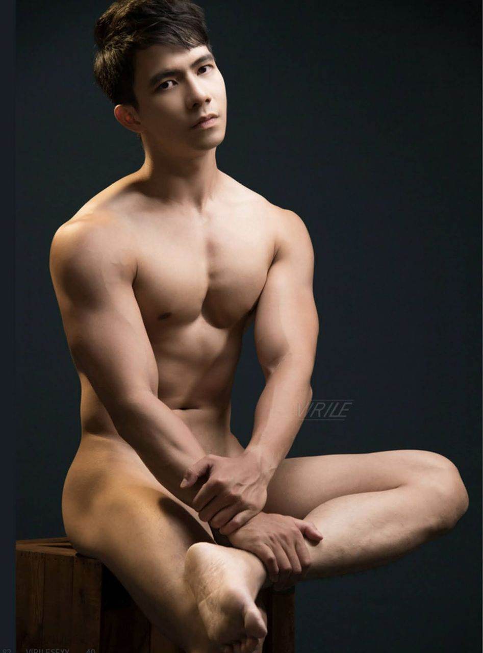หนุ่มหล่อขึ้นปก 1016.4
