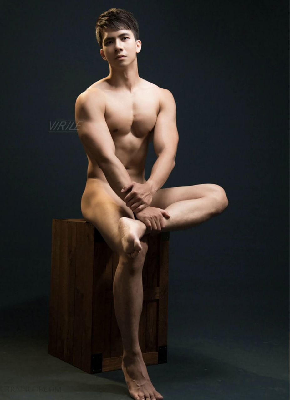 หนุ่มหล่อขึ้นปก 1016.4