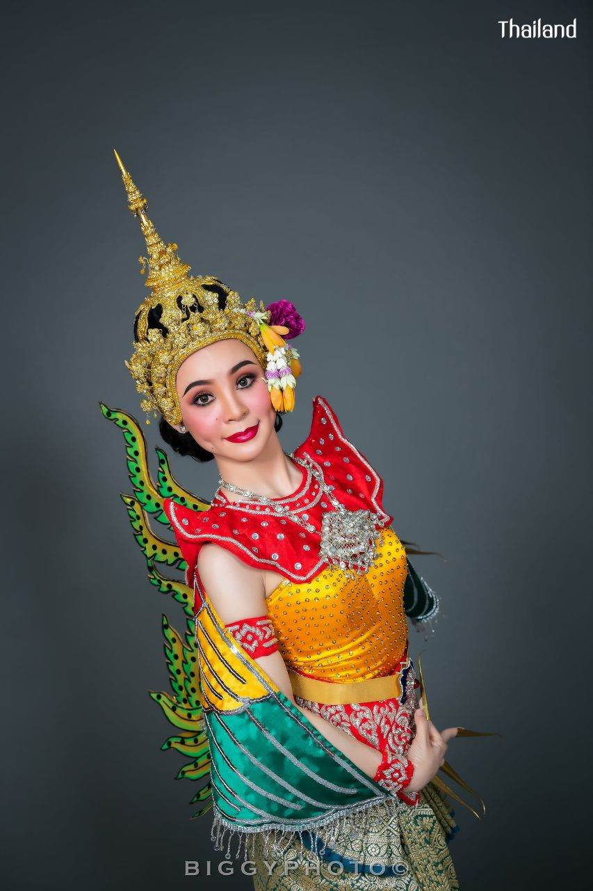 Kinnaree - Thai dance, มโนราห์บูชายัญ | THAILAND 🇹🇭