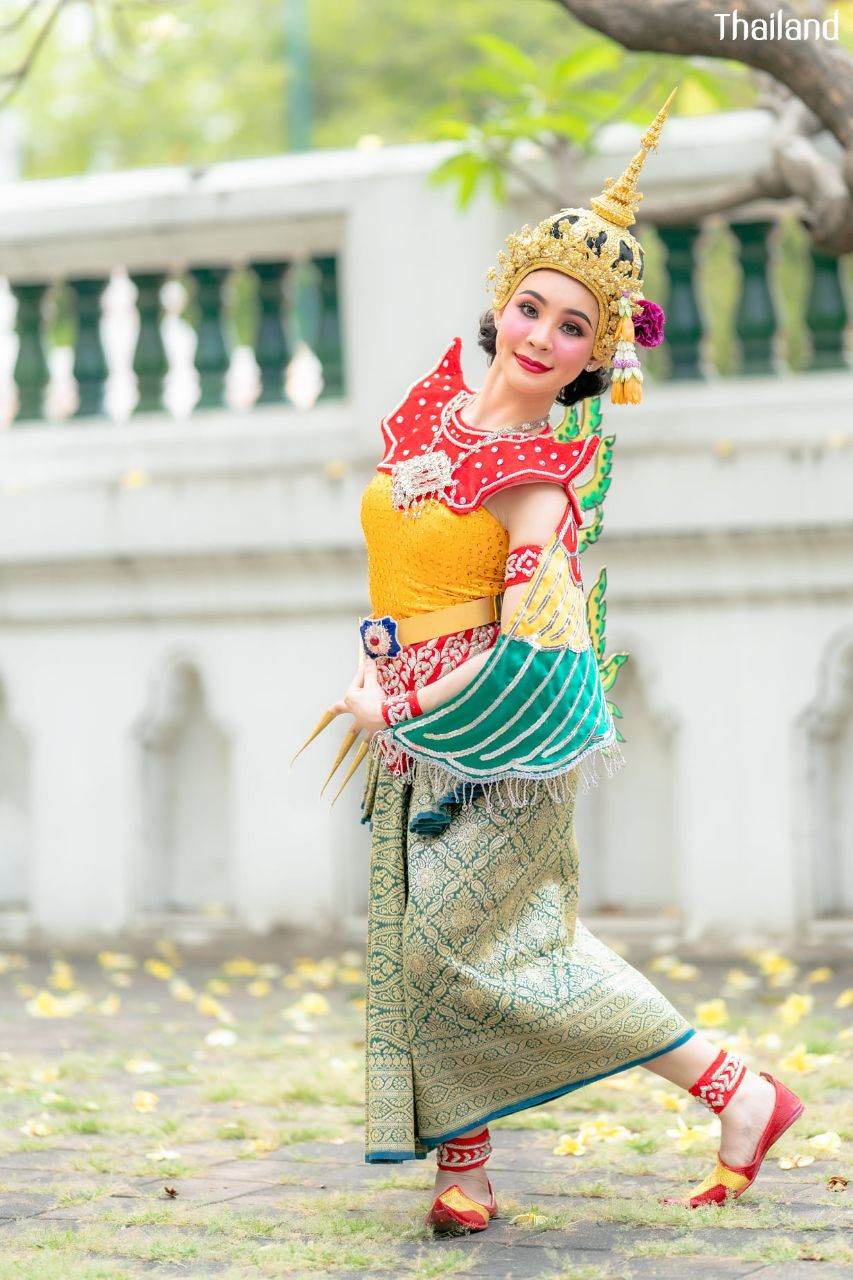 Kinnaree - Thai dance, มโนราห์บูชายัญ | THAILAND 🇹🇭