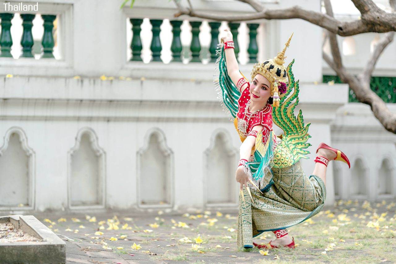 Kinnaree - Thai dance, มโนราห์บูชายัญ | THAILAND 🇹🇭