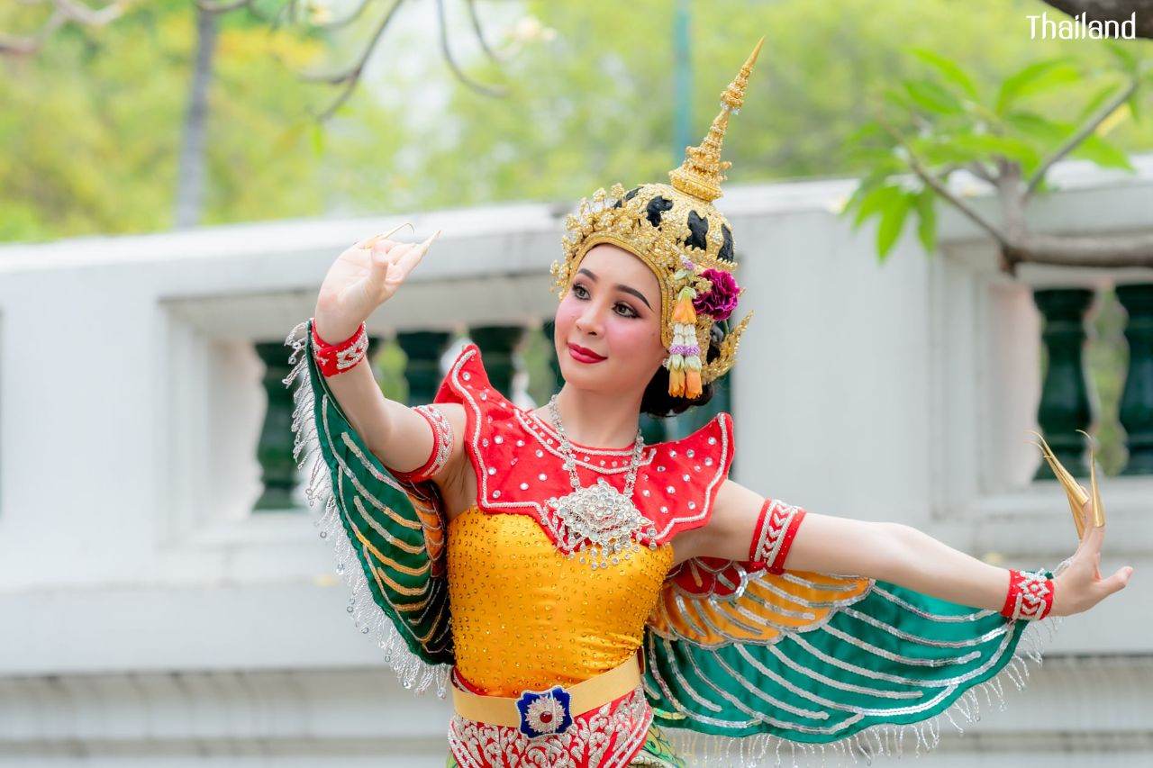 Kinnaree - Thai dance, มโนราห์บูชายัญ | THAILAND 🇹🇭