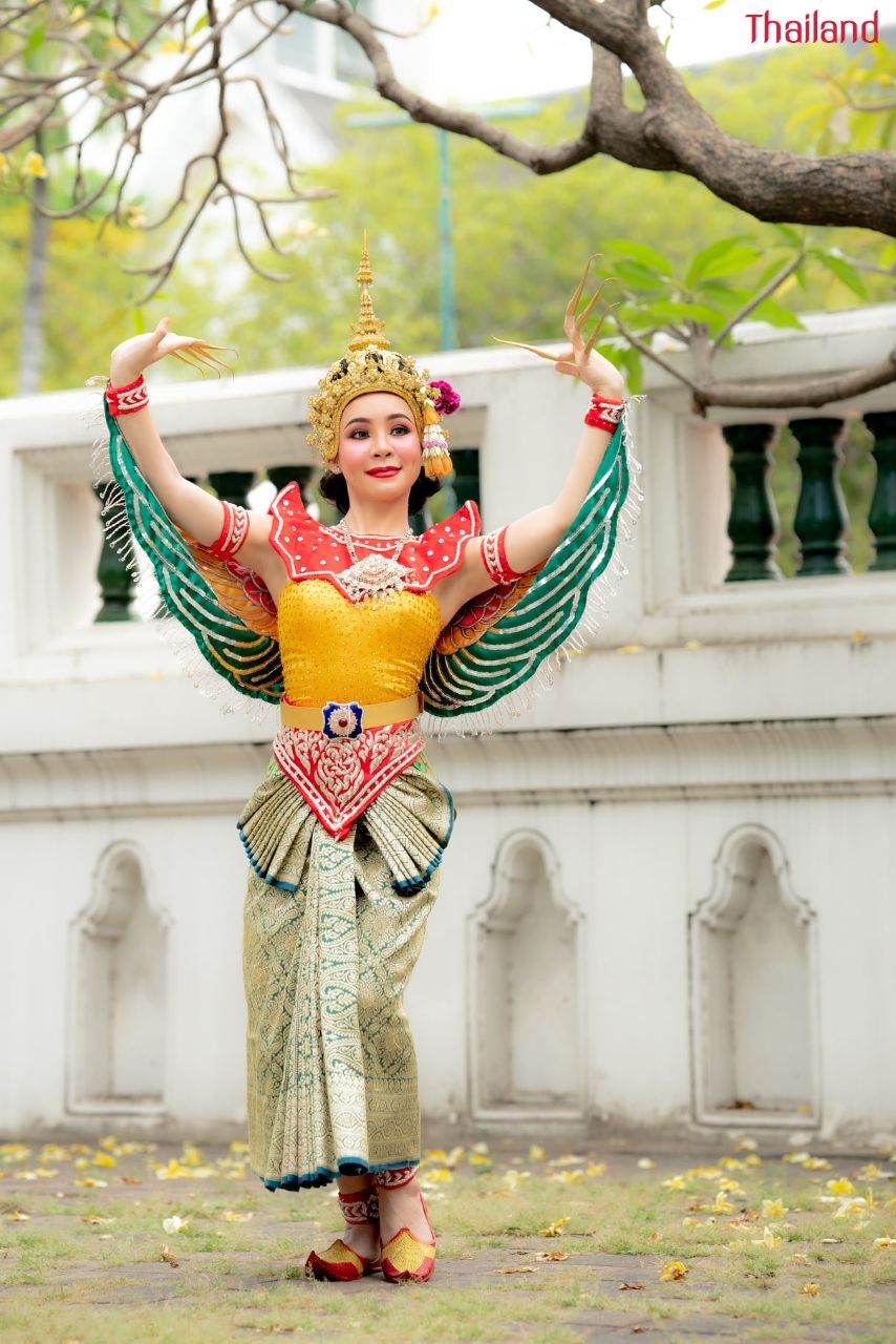 Kinnaree - Thai dance, มโนราห์บูชายัญ | THAILAND 🇹🇭