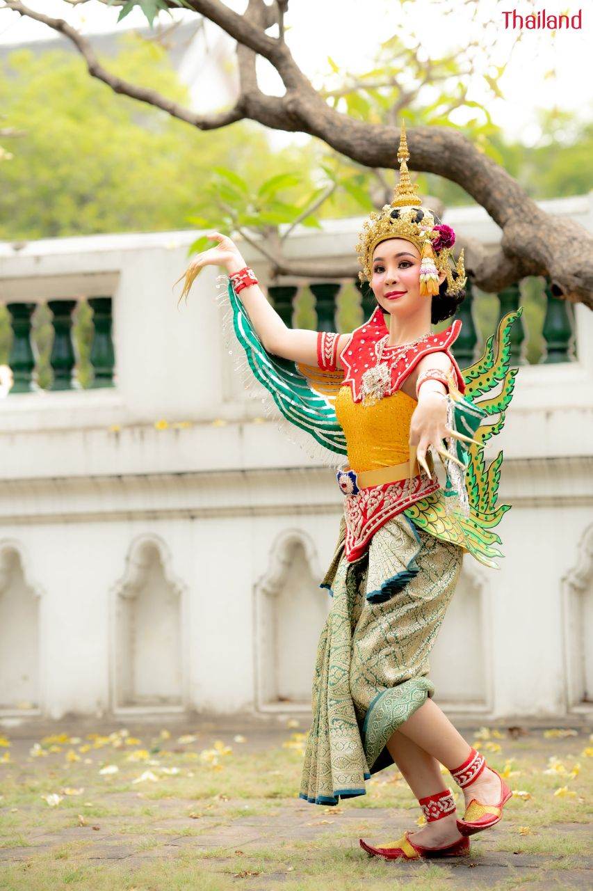 Kinnaree - Thai dance, มโนราห์บูชายัญ | THAILAND 🇹🇭