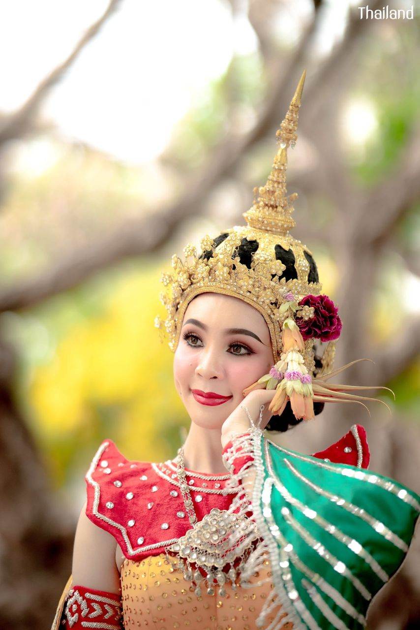 Kinnaree - Thai dance, มโนราห์บูชายัญ | THAILAND 🇹🇭