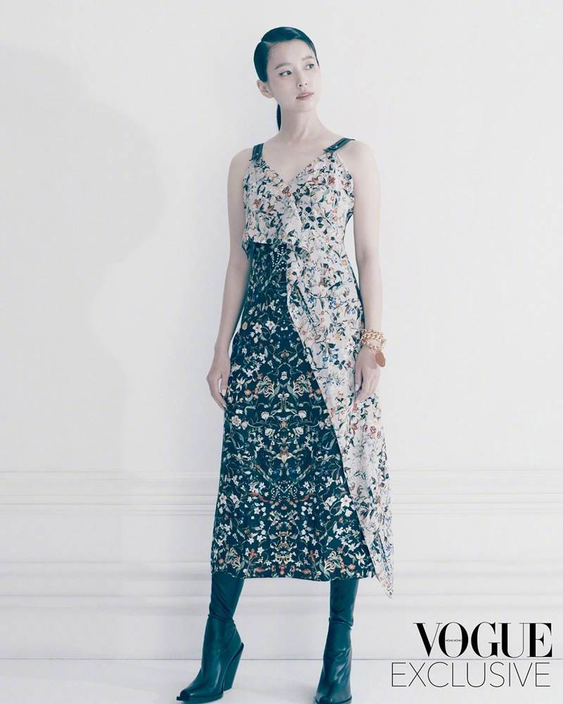 Han Hyo Joo @ Vogue Hong Kong June 2021