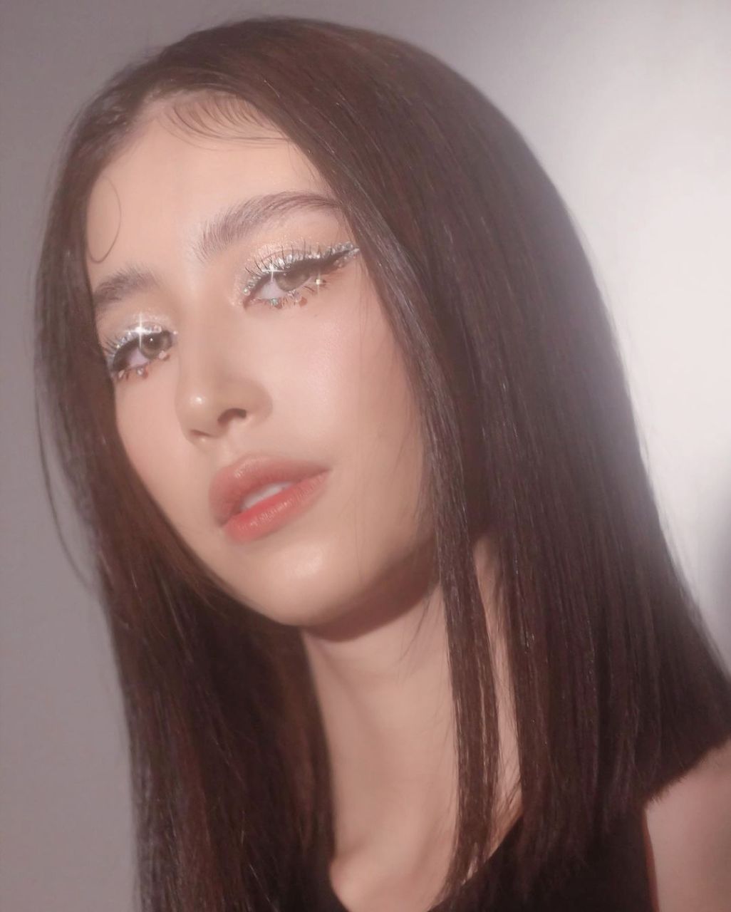 มิ้น ชาลิดา เรื่อง แก้วตาหวานใจ
