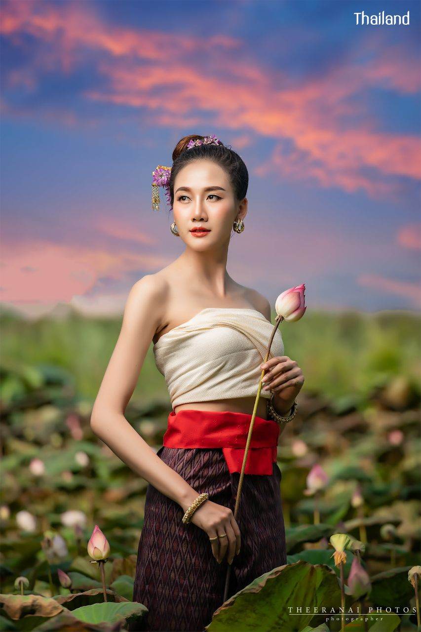 THAI ISAN DRESS, อีสาน | THAILAND 🇹🇭