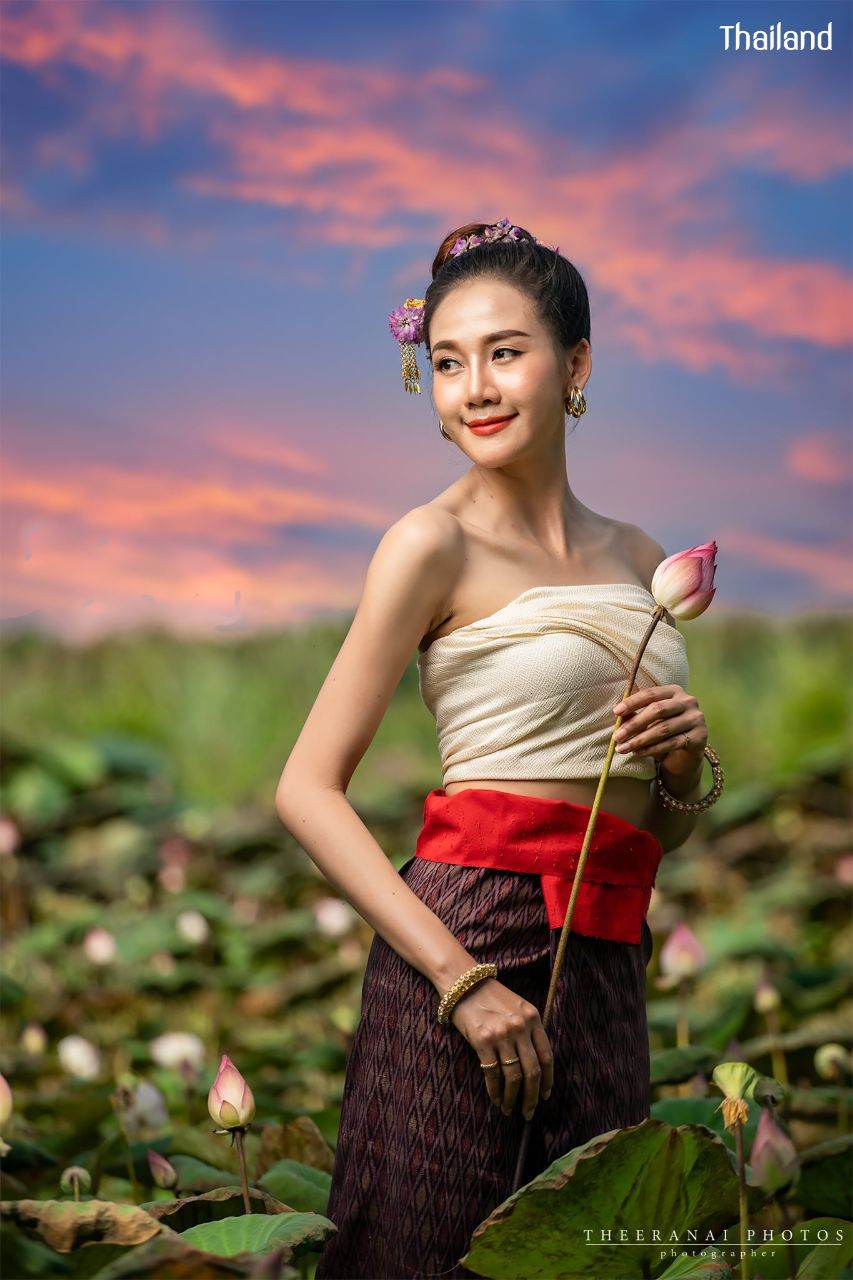 THAI ISAN DRESS, อีสาน | THAILAND 🇹🇭