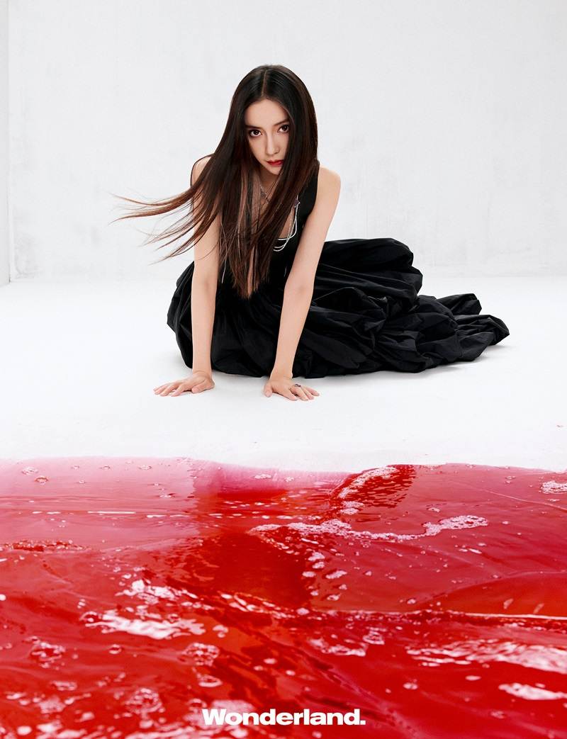 Angelababy @ Wonderland China June 2021
