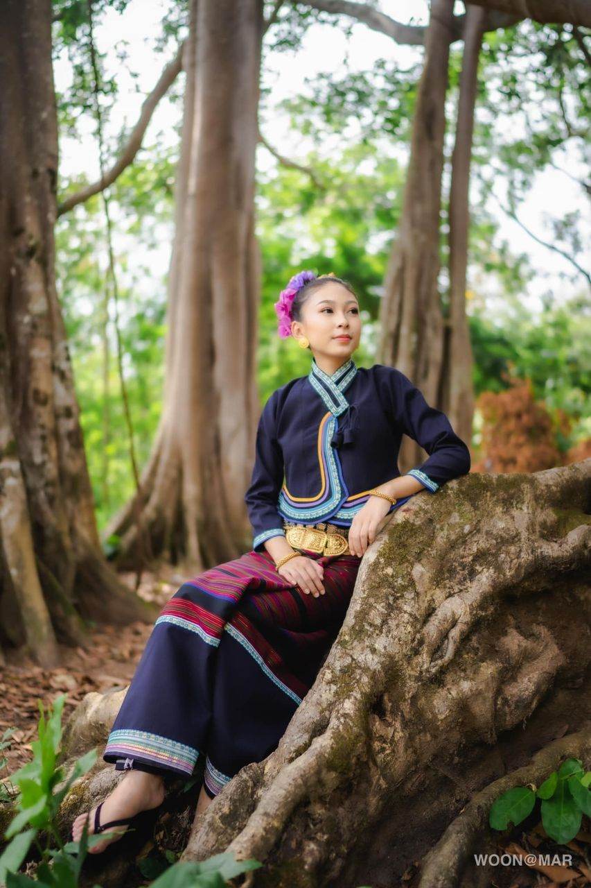 Tai Lue ethnic in Xishuangbanna, 傣仂 | CHINA 🇨🇳