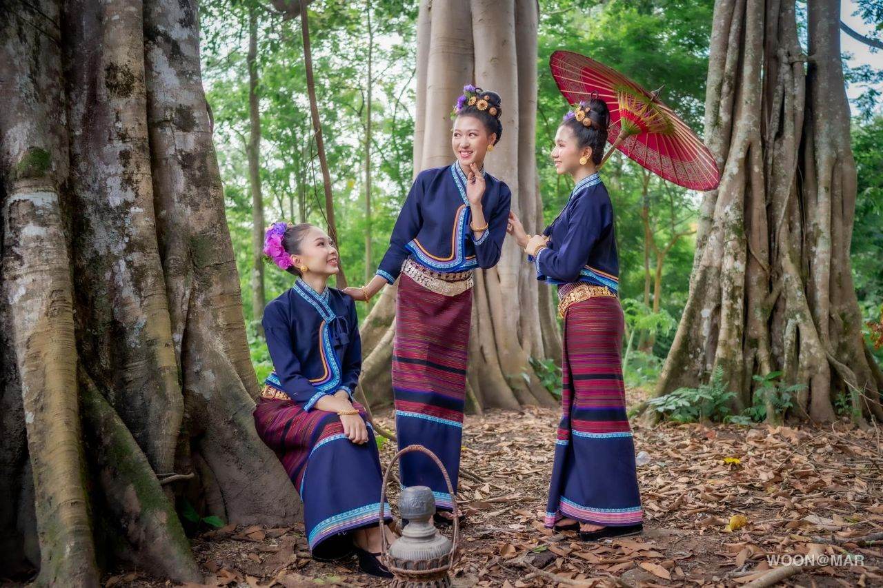 Tai Lue ethnic in Xishuangbanna, 傣仂 | CHINA 🇨🇳