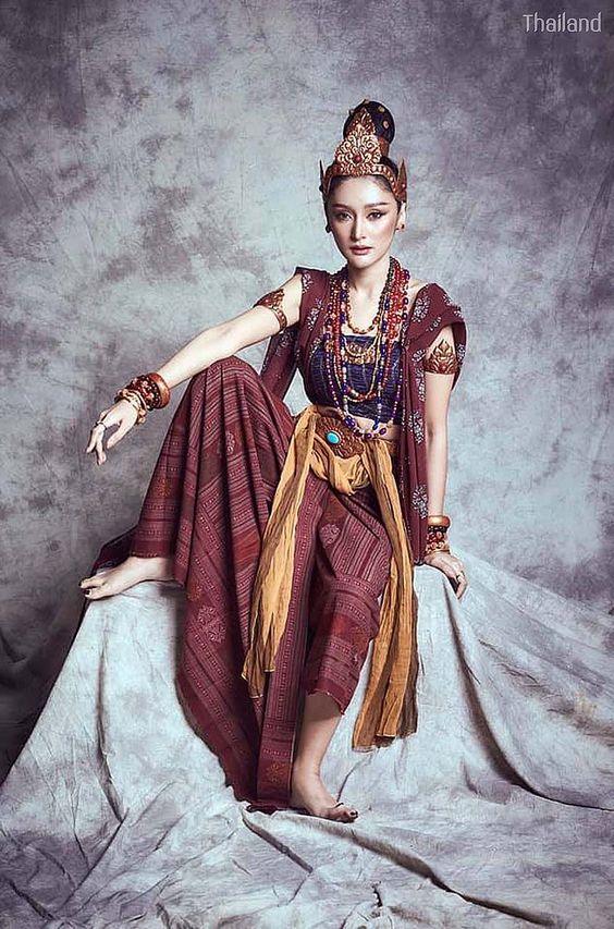 ทวารวดี -The Outfit of Dvaravati Era | THAILAND 🇹🇭