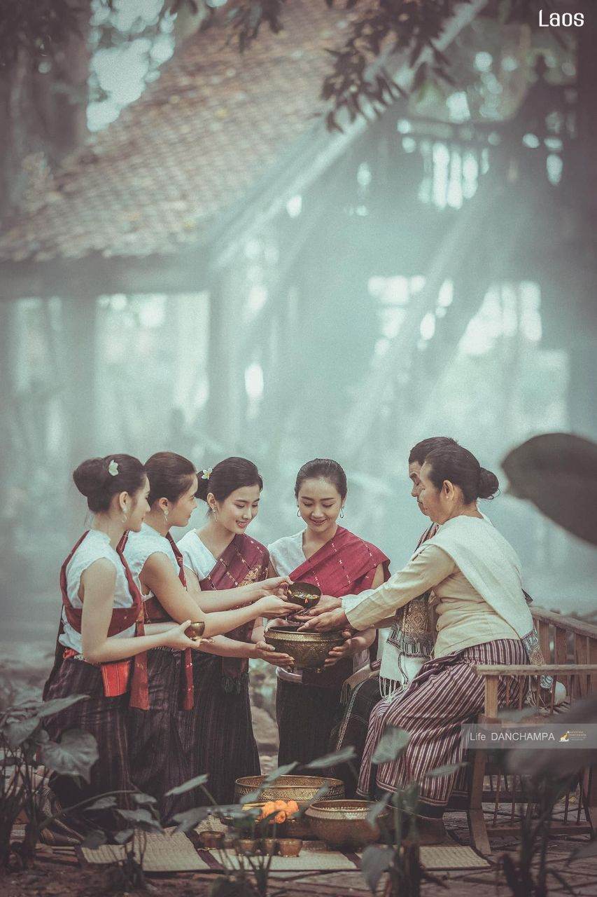 "ສະບາຍດີປີໃຫມ່ລາວ 2021" and "ຜູ້ໄທ" Phu-Tai ethnic | LAOS 🇱🇦
