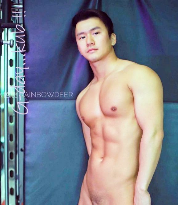 เที่ยงเตียงเอี๊ยดอ๊าด