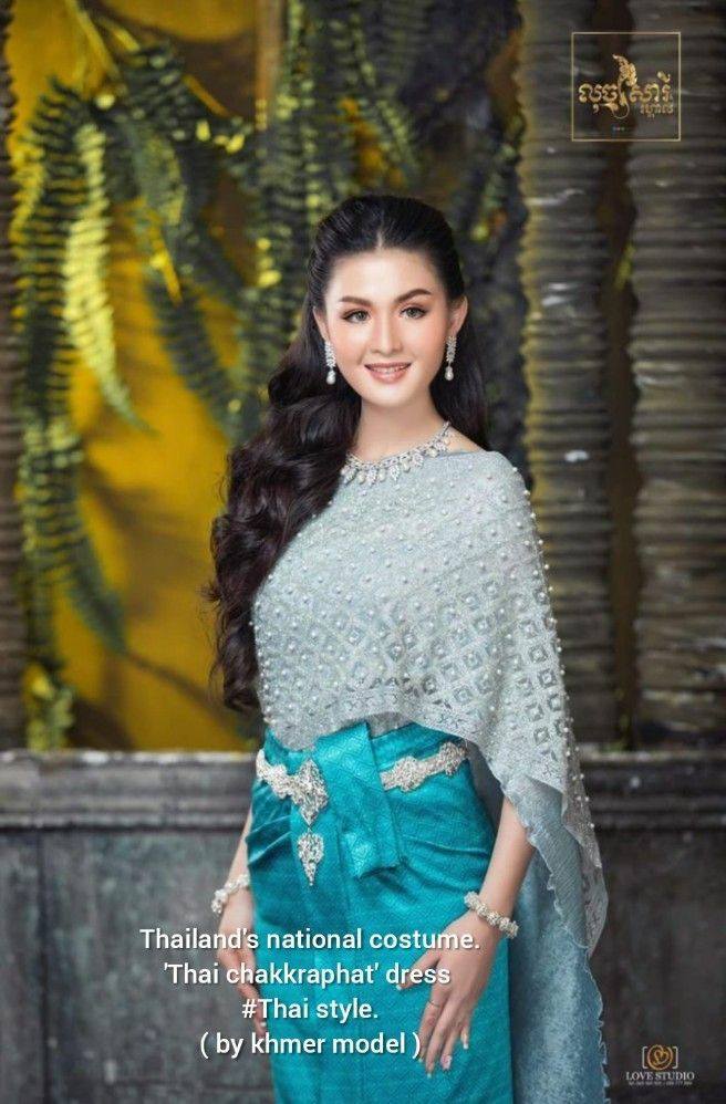 Thai dress in Cambodia