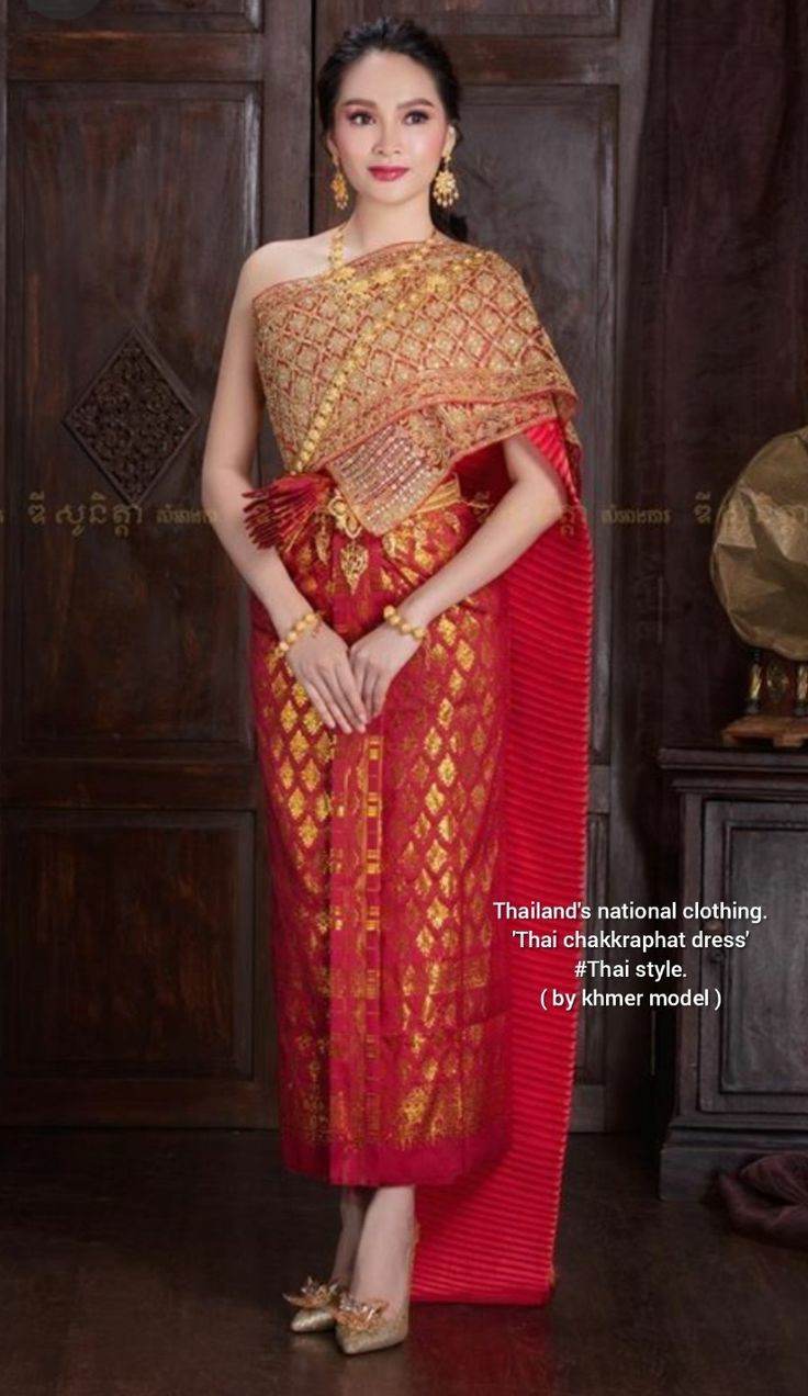 Thai dress in Cambodia