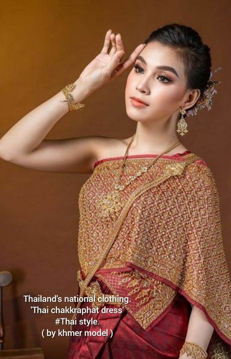 Thai dress in Cambodia